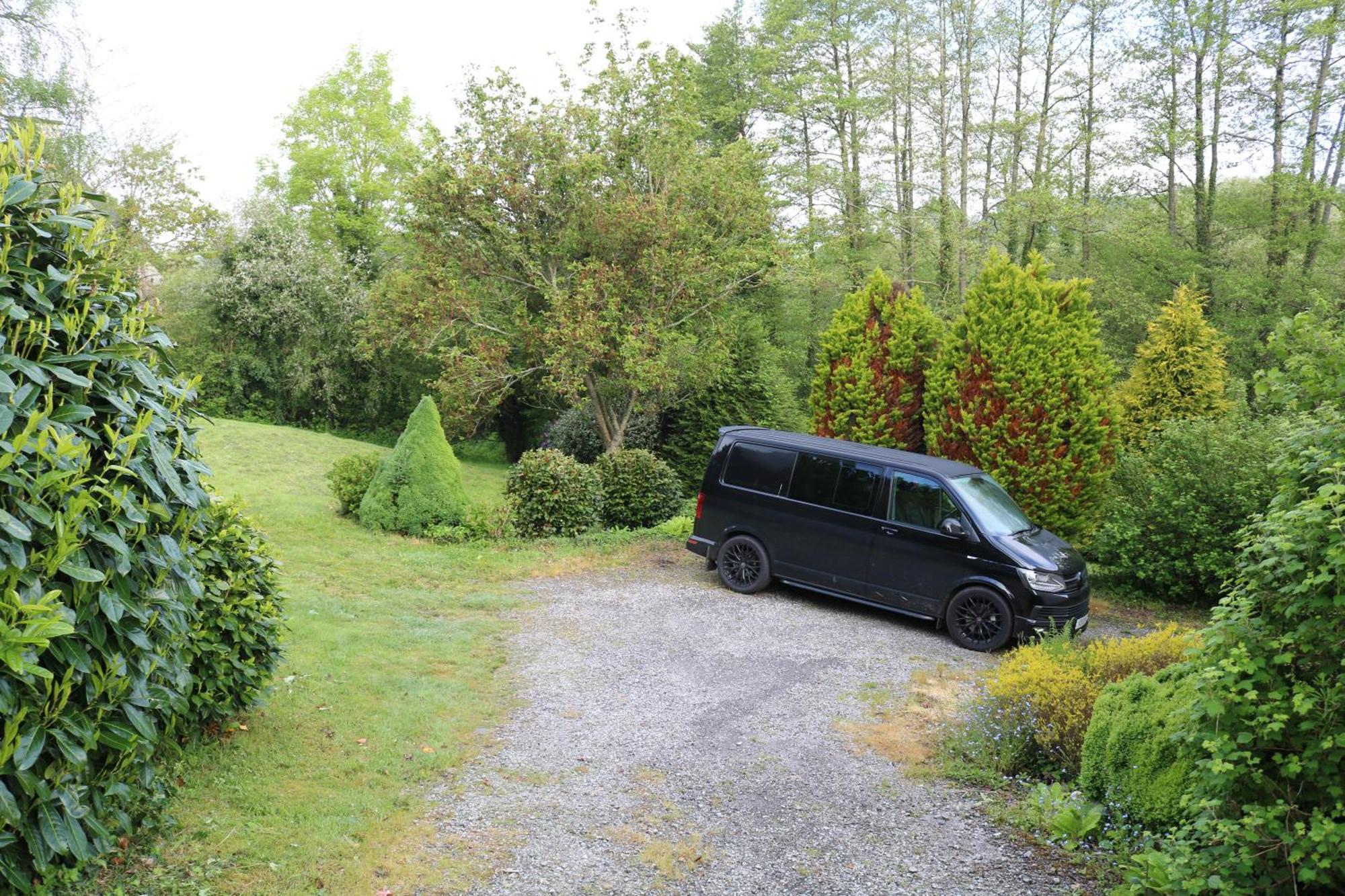 Fontaine Blanche River View, Large Patio & Garden In Central Brittany With Starlink Wifi Treffrin Exteriör bild